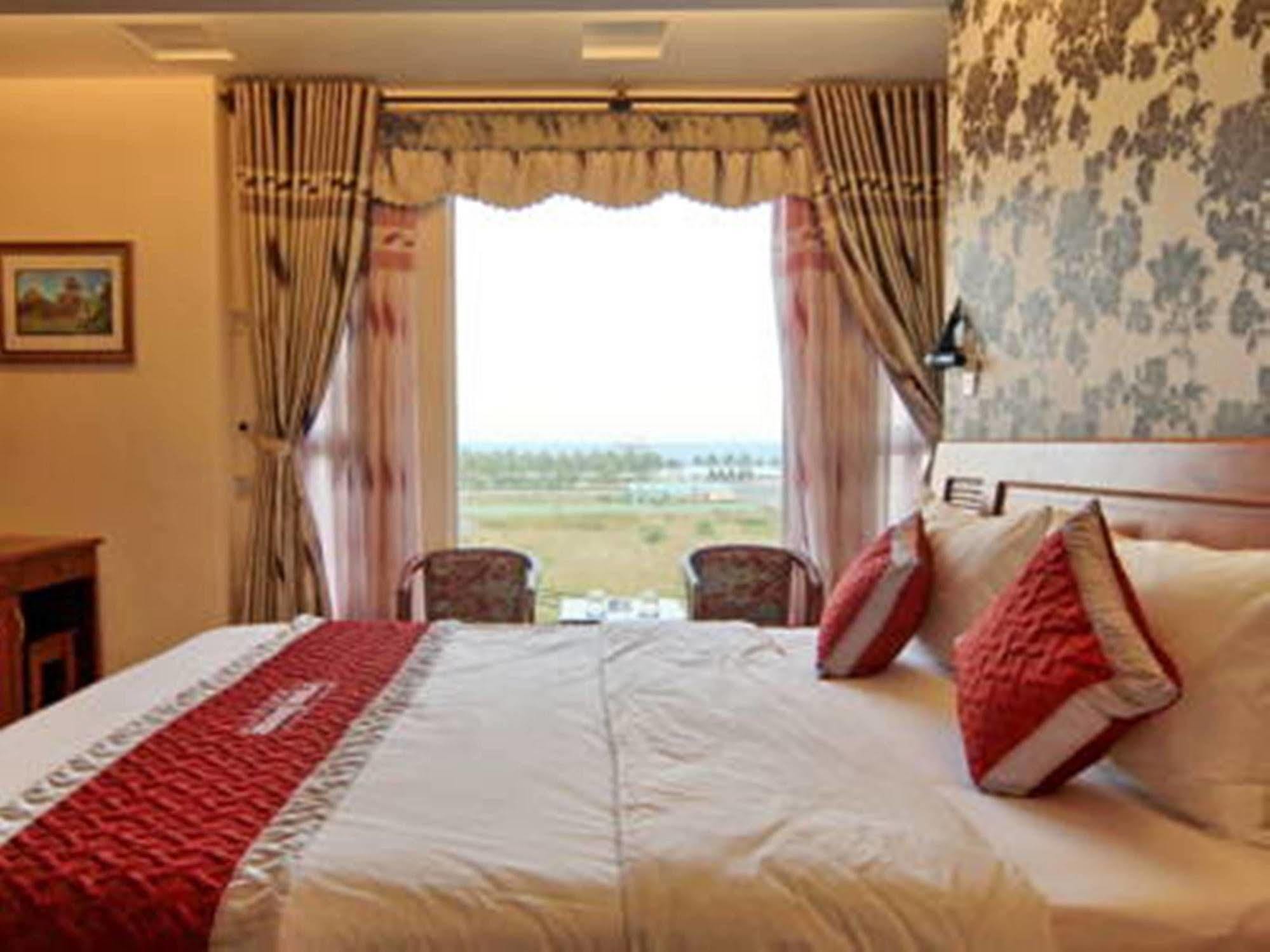 Trung Duong Da Nang Beach Hotel Exterior foto